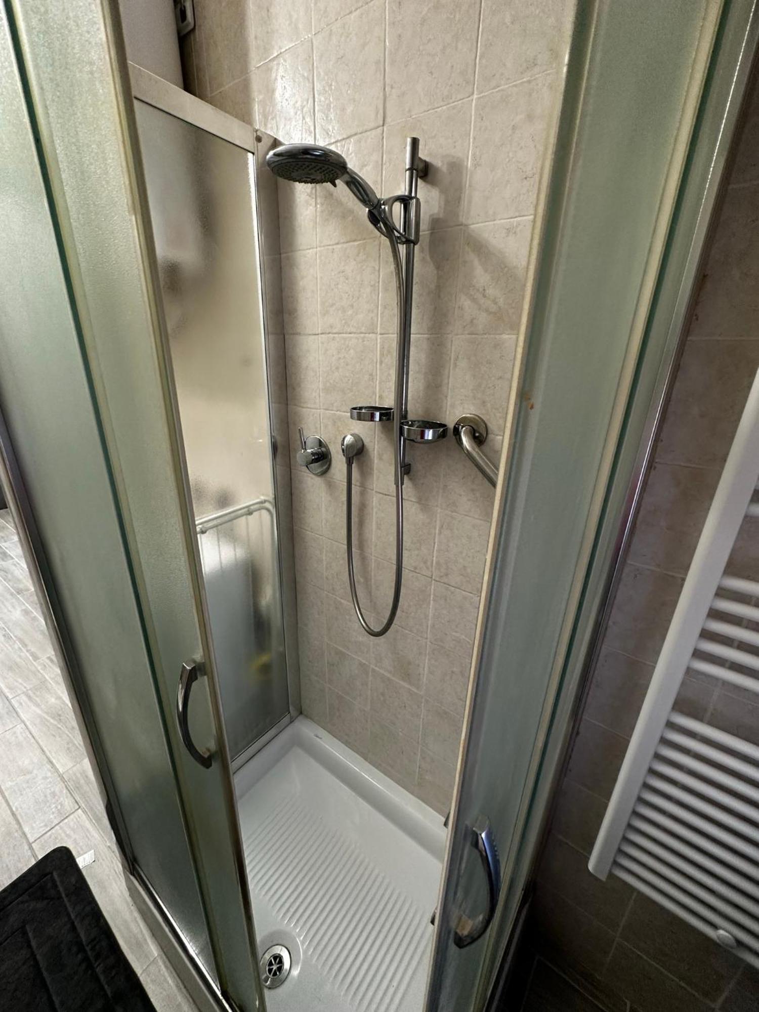 בולוניה Gemma Suites Whole Apartment מראה חיצוני תמונה